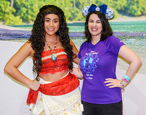 Meeting Moana at Disney World at rundisney Princess half marathon expo
