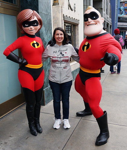 Meeting Mr. Incredible and Mrs. Incredible at Disneyland