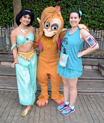 Meeting Jasmine and Abu at Disneyland during rundisney Disneyland 10k