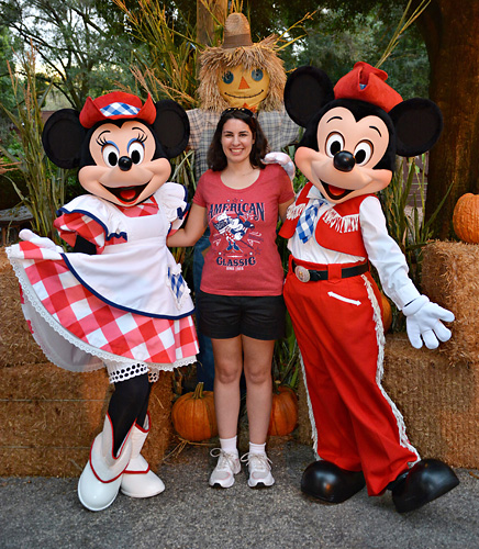 Meeting Mickey Mouse and Minnie Mouse at Disney World