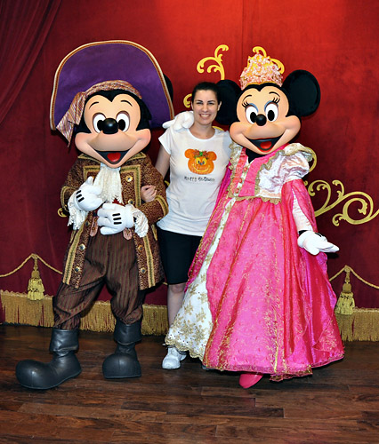 Meeting Mickey Mouse and Minnie Mouse at Disney World