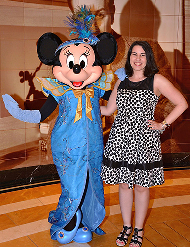 Meeting Minnie Mouse on Disney Cruise Line Fantasy