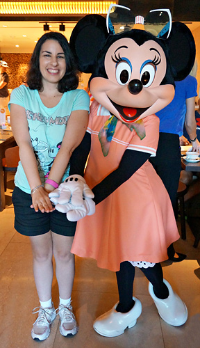 Meeting Minnie Mouse at Disney World