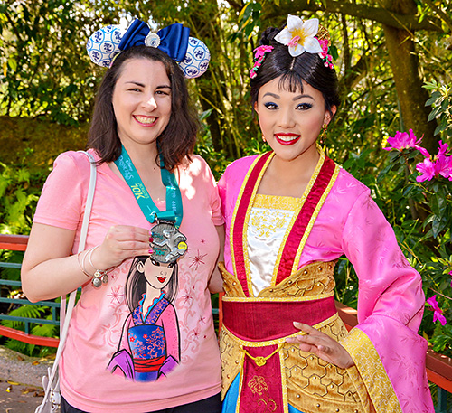 Meeting Mulan at Disney World