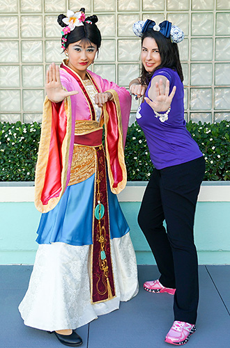 Meeting Mulan at Disney World