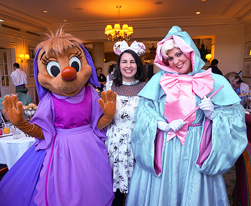 Meeting Fairy Godmother and Perla at Disneyland Pairs