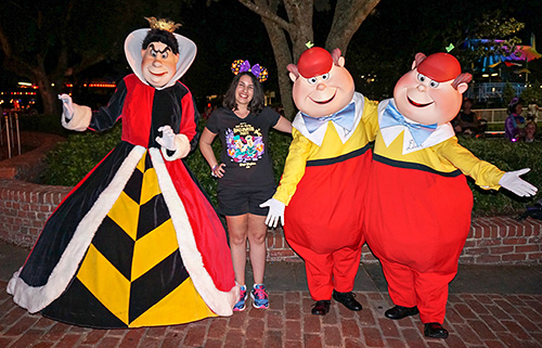 Meeting Queen of Hearts and Tweedle Dee and Tweedle Dum at Disney World