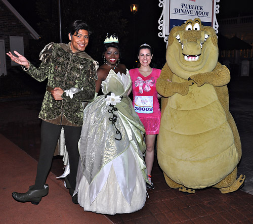 Meeting Tiana, Prince Naveen and Louis at Disney World
